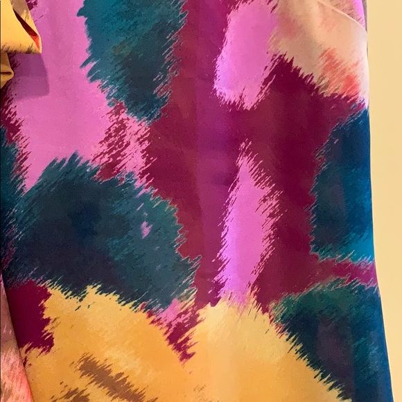 Loft Top - Picture 3 of 5